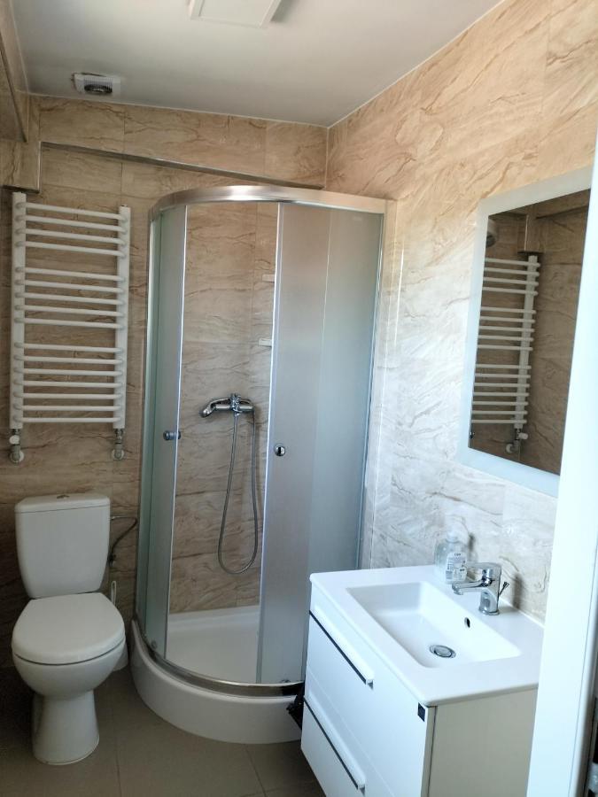 Hotel Restauracja Pod Jablonia Lacko Zewnętrze zdjęcie